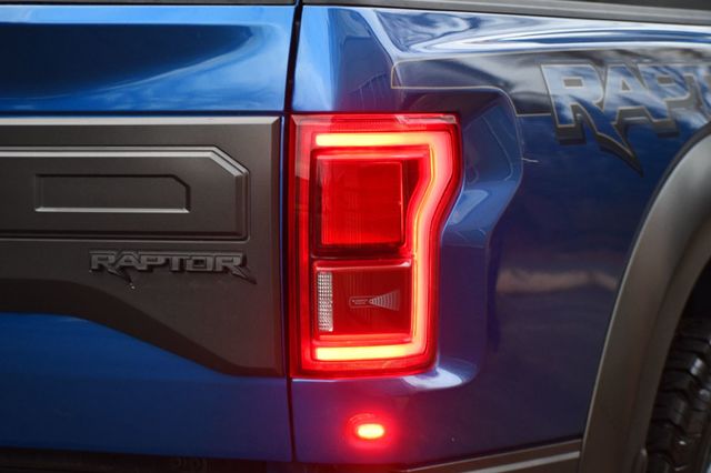 2018 Ford F-150 Raptor 4WD SuperCrew 5.5' Box - 22944769 - 12