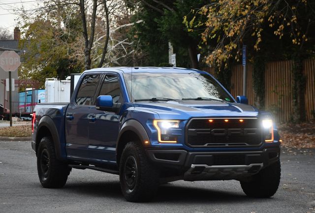 2018 Ford F-150 Raptor 4WD SuperCrew 5.5' Box - 22944769 - 17