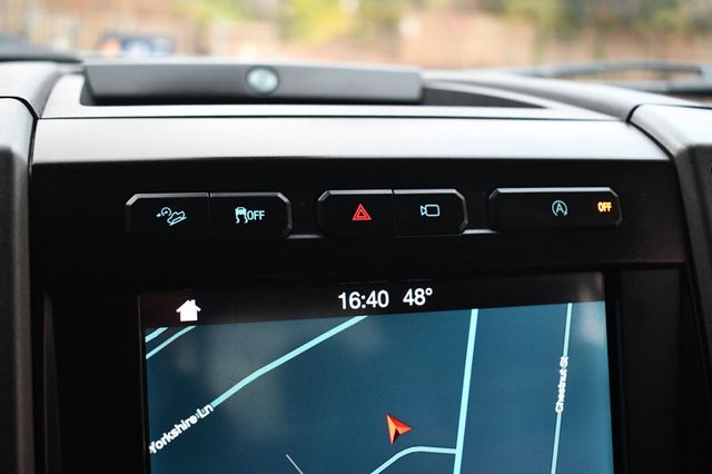 2018 Ford F-150 Raptor 4WD SuperCrew 5.5' Box - 22944769 - 38