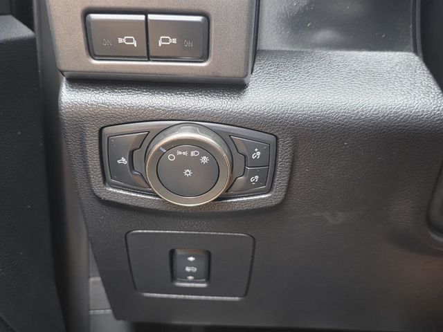 2018 Ford F-150 Raptor 4WD SuperCrew 5.5' Box - 23041883 - 22