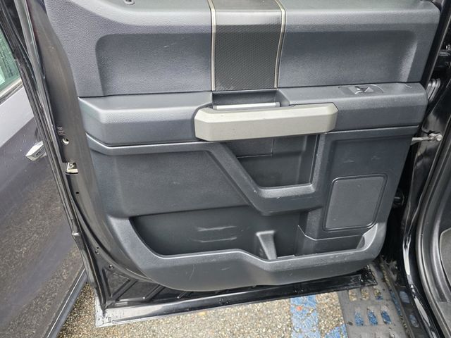 2018 Ford F-150 Raptor 4WD SuperCrew 5.5' Box - 23041883 - 33