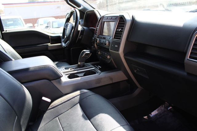 2018 Ford F-150 Raptor 4WD SuperCrew 5.5' Box - 22987744 - 35