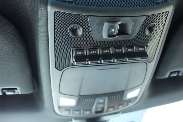 2018 Ford F-150 Raptor 4WD SuperCrew 5.5' Box - 22987744 - 45