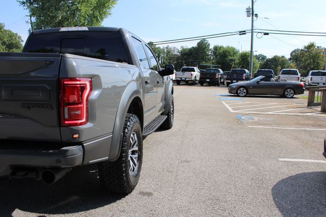 2018 Ford F-150 Raptor 4WD SuperCrew 5.5' Box - 23069938 - 35