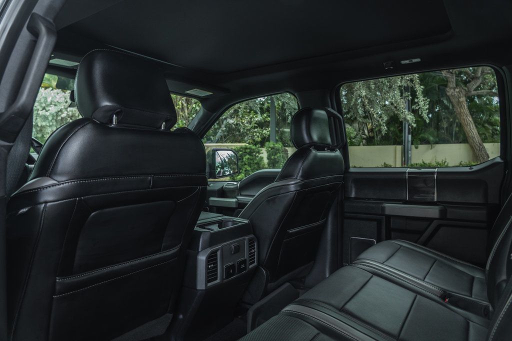 2018 Ford F-150 Raptor photo 17