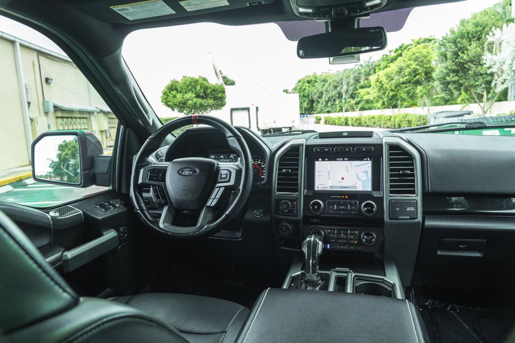 2018 Ford F-150 Raptor photo 25