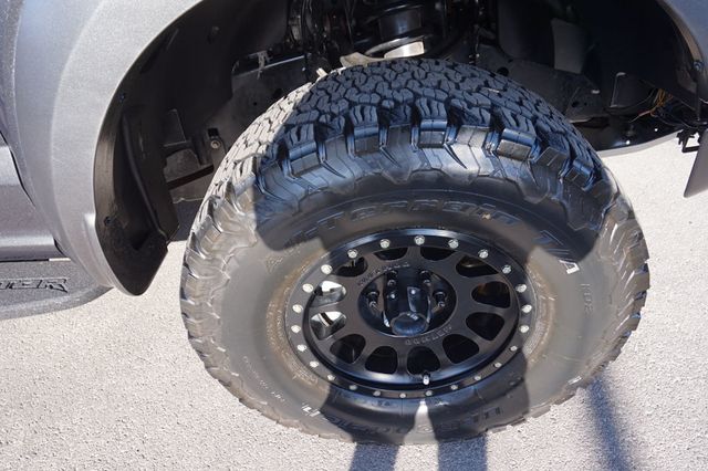2018 Ford F-150 RAPTOR, 4X4, PREMIUM WHEELS, ALL TERRAIN TIRES, RUNNING BOARDS - 23047698 - 14