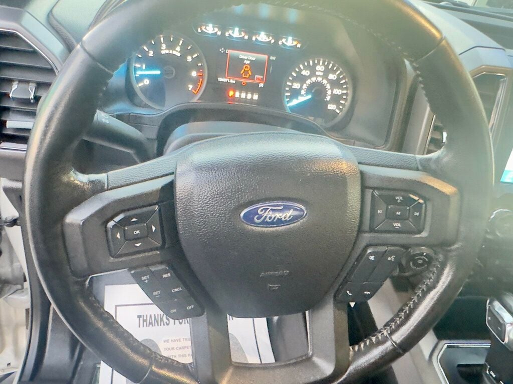 2018 Ford F-150 SUPERCREW - 22633780 - 17