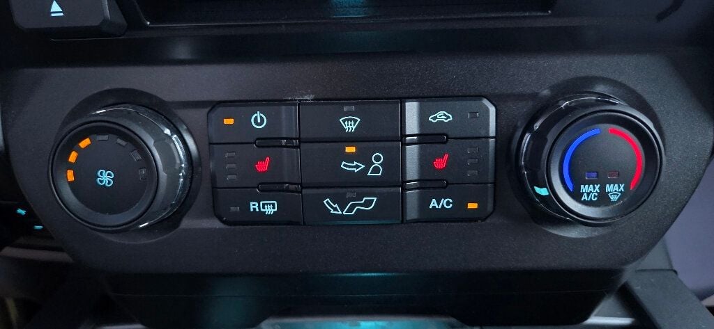 2018 Ford F-150 SUPER LOW MILES 1 Owner Southern CLEAN 4x4 615-300-6004 - 22987826 - 26