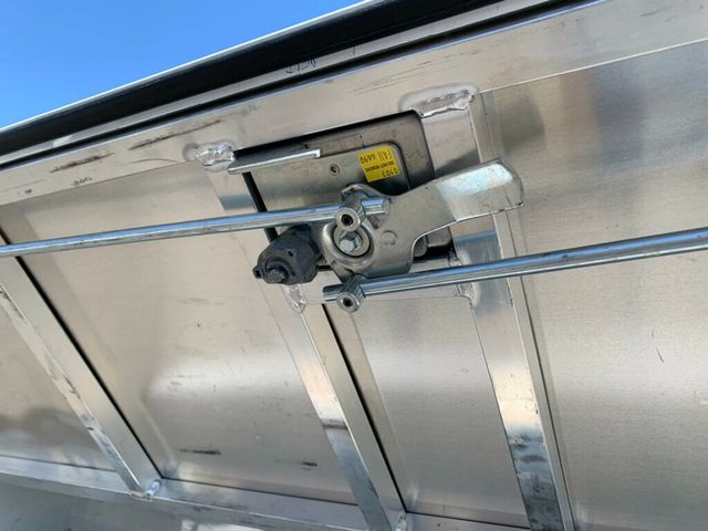 2018 Ford F-150 XL 2WD Reg Cab 6.5' Box - 22993637 - 11