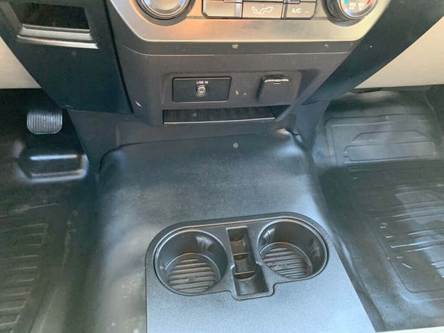 2018 Ford F-150 XL 2WD Reg Cab 6.5' Box Work Truck - 22993637 - 47