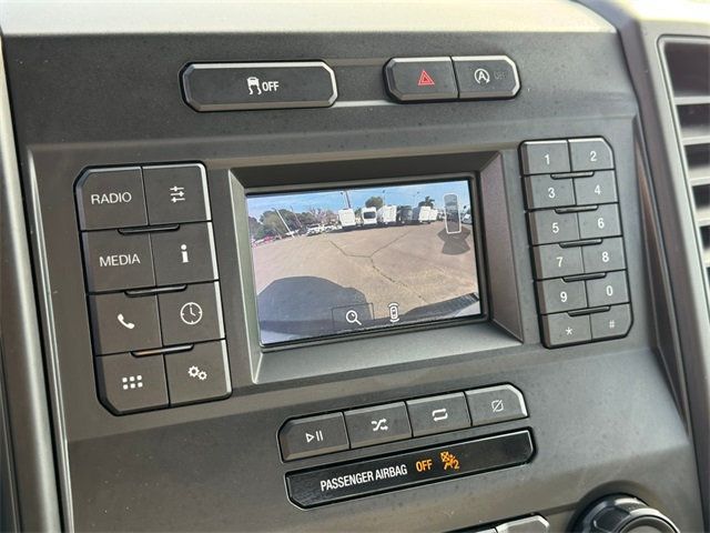 2018 Ford F-150 XL 4WD Reg Cab 8' Box - 22229948 - 31