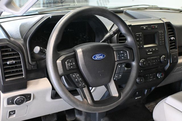 2018 Ford F-150 XL Regular Cab Long Bed - 23085613 - 10