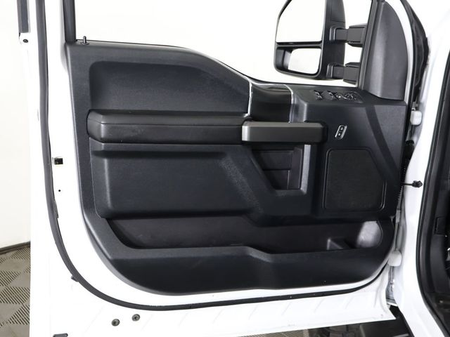 2018 Ford F-150 XLT - 23067720 - 17