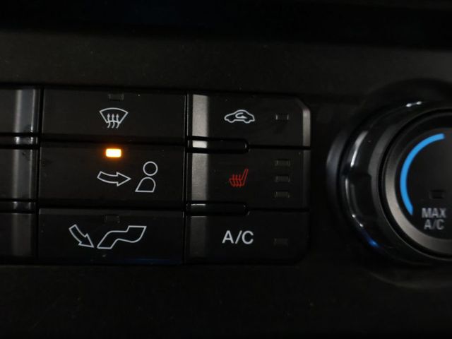 2018 Ford F-150 XLT - 23067720 - 44