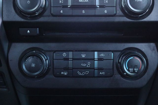 2018 Ford F-150 XLT - 23069415 - 37