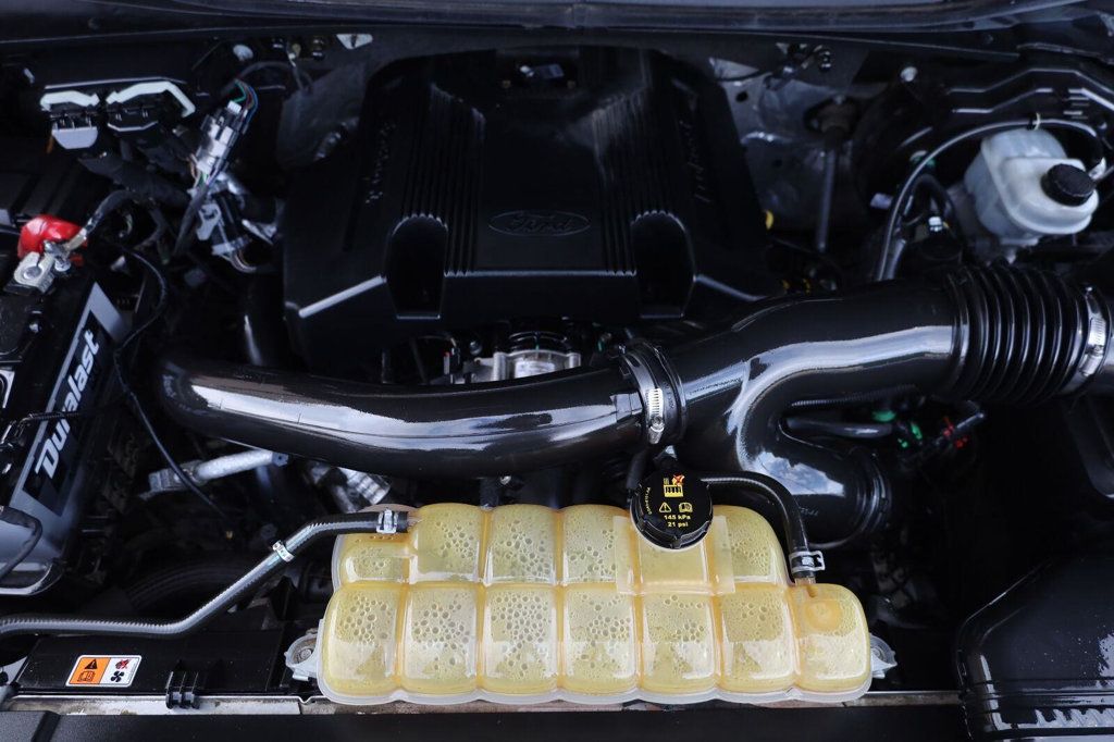 Ford F-150 photo 13