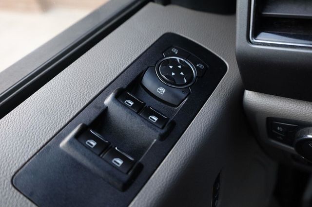 2018 Ford F-150 XLT - 23092841 - 35