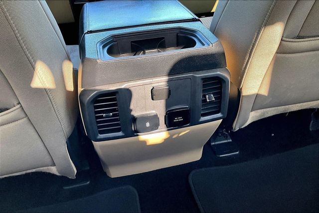 2018 Ford F-150 XLT - 23043711 - 34