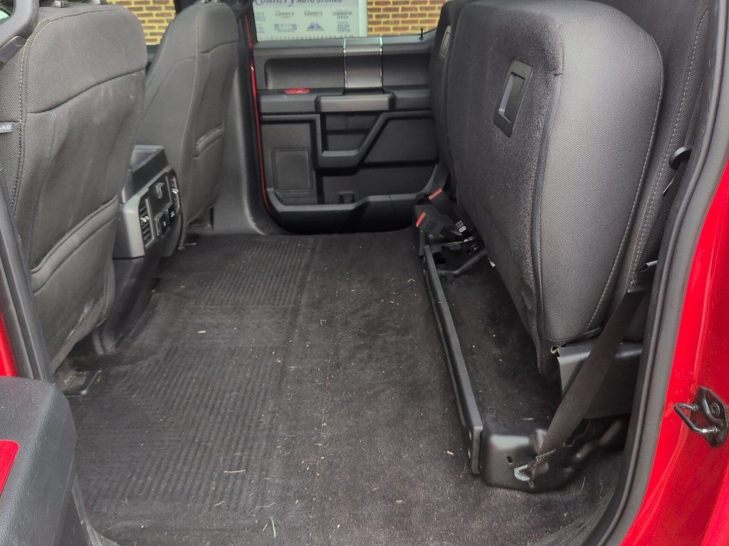 2018 Ford F-150 XLT - 23087915 - 30