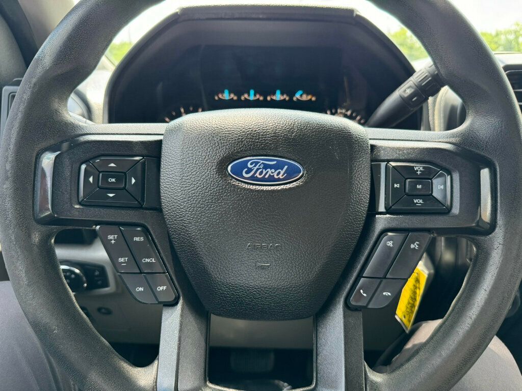 2018 Ford F-150 XLT 2WD Reg Cab 8' Box - 22873454 - 11