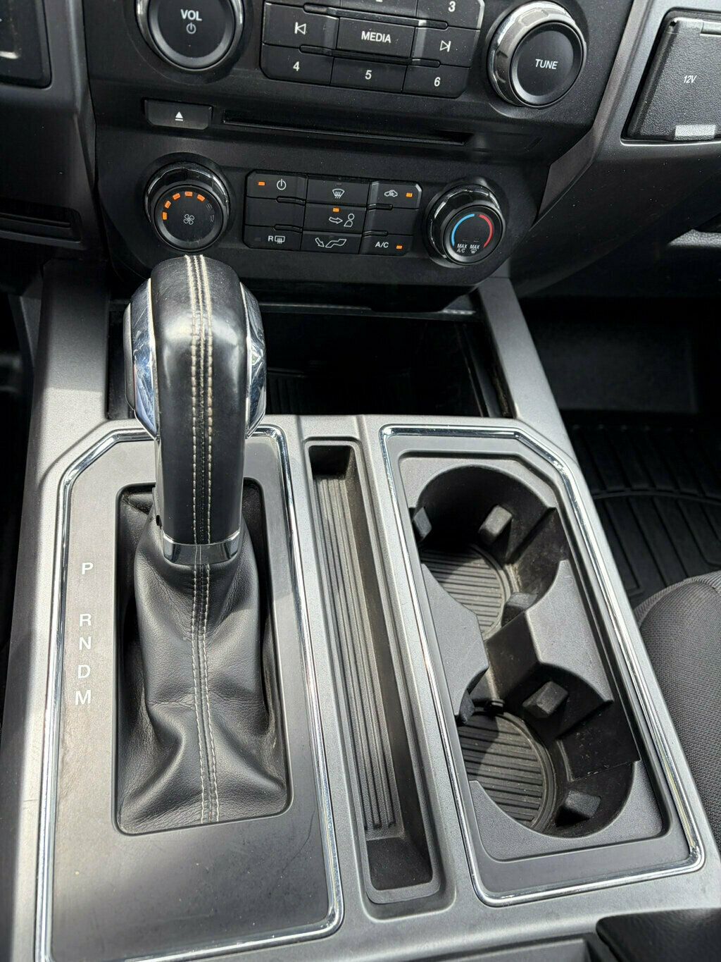 2018 Ford F-150 XLT 4WD SuperCab 6.5' Box - 23068929 - 30