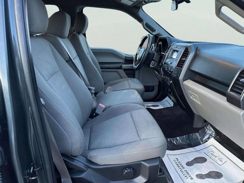 2018 Ford F-150 XLT 4WD SuperCrew 5.5' Box - 22974795 - 19