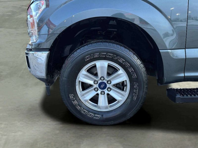 2018 Ford F-150 XLT 4WD SuperCrew 5.5' Box - 22974795 - 33