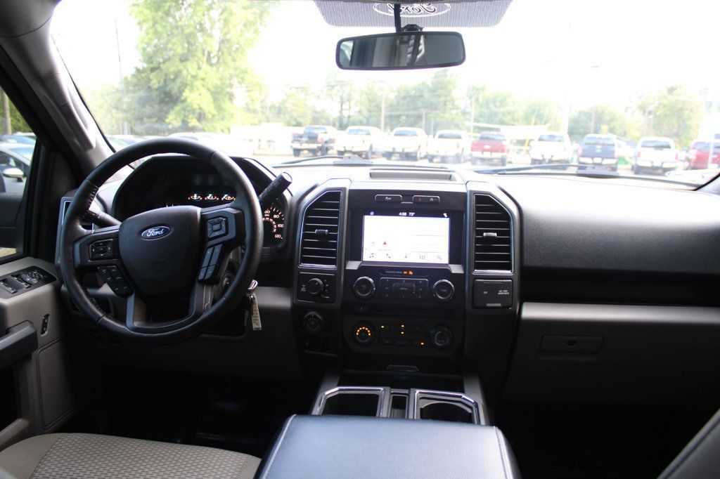 2018 Ford F-150 XLT photo 8