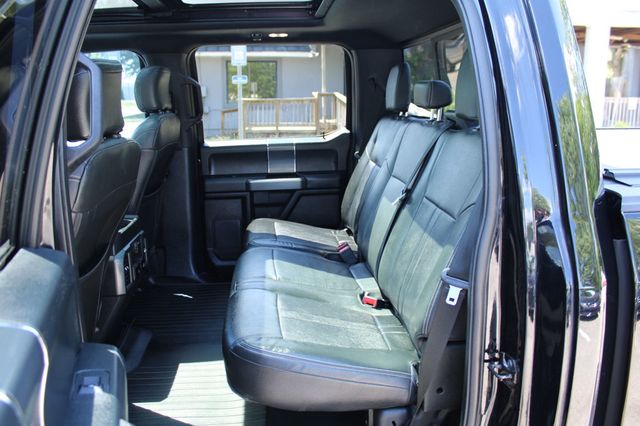 2018 Ford F-150 XLT 4WD SuperCrew 5.5' Box - 23028882 - 29