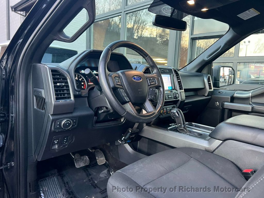 2018 Ford F-150 XLT 4WD SuperCrew 5.5' Box - 22239608 - 11