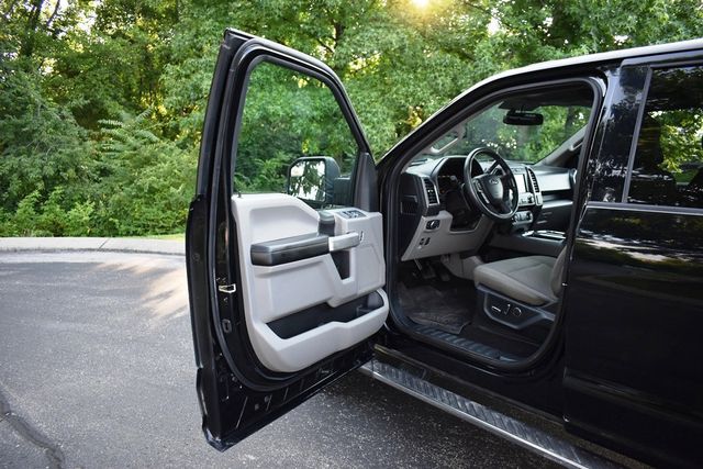 2018 Ford F-150 XLT CHROME PACKAGE LONG BED - 23047236 - 40