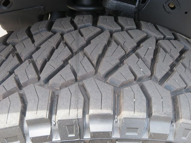 2018 Ford F-150 XLT LIFTED 4X4 EXTRA CLEAN NEW TIRES 1OWNER SUPERCREW  - 23014410 - 16