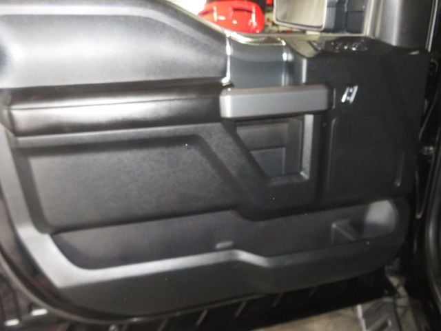 2018 Ford F-150 XLT LIFTED 4X4 EXTRA CLEAN NEW TIRES 1OWNER SUPERCREW  - 23014410 - 17