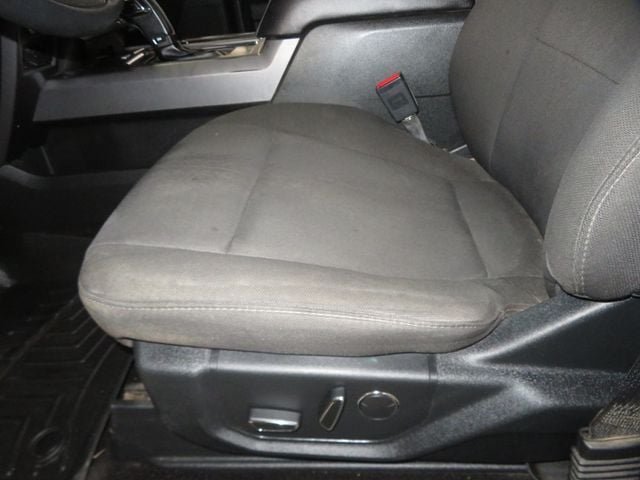 2018 Ford F-150 XLT LIFTED 4X4 EXTRA CLEAN NEW TIRES 1OWNER SUPERCREW  - 23014410 - 19