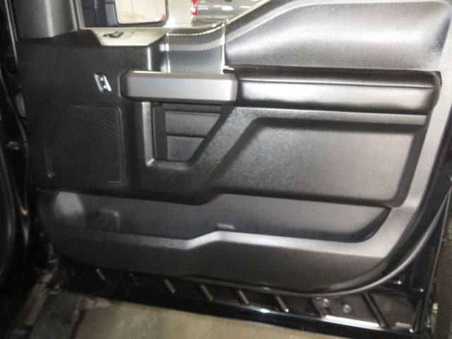 2018 Ford F-150 XLT LIFTED 4X4 EXTRA CLEAN NEW TIRES 1OWNER SUPERCREW  - 23014410 - 32