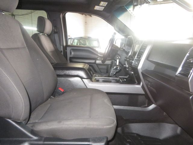 2018 Ford F-150 XLT LIFTED 4X4 EXTRA CLEAN NEW TIRES 1OWNER SUPERCREW  - 23014410 - 33