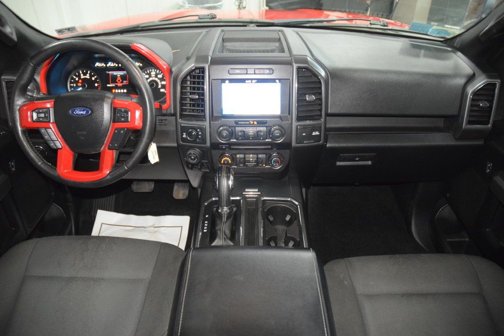 2018 Ford F-150 XLT Sport - 23087915 - 25