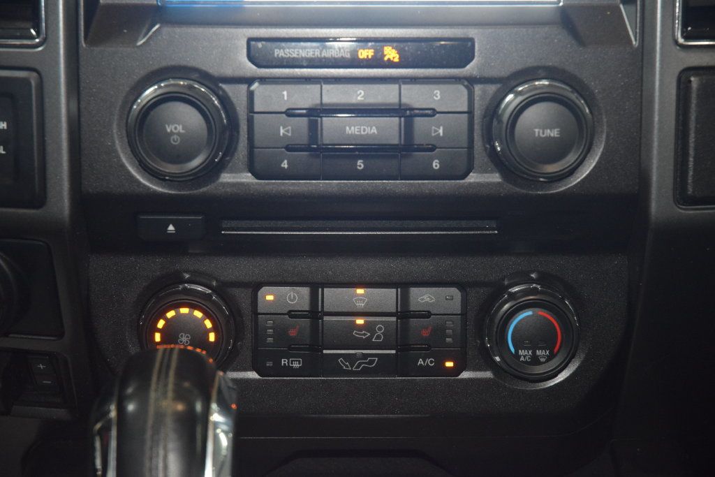 2018 Ford F-150 XLT Sport - 23087915 - 28