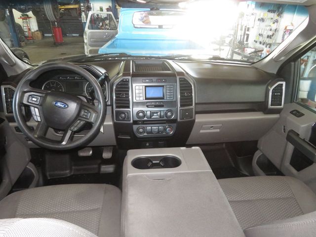 2018 Ford F-150 XLT SUPERCREW 4X4 EXTRA CLEAN EXTRA CLEAN  - 22947575 - 38