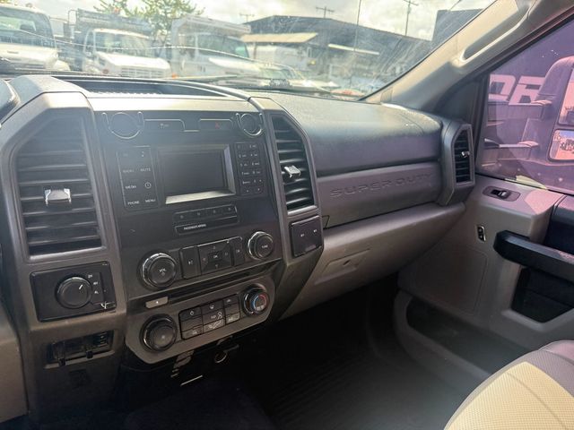 2018 Ford F-350 4X4 Extended Cab Crane Truck  - 23087412 - 8