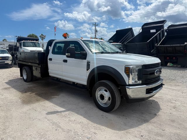 2018 Ford F-450 Crew Cab Gooseneck Flatbed  - 23016949 - 5