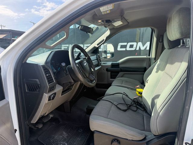 2018 Ford F-550 Dump Truck  - 22944808 - 9