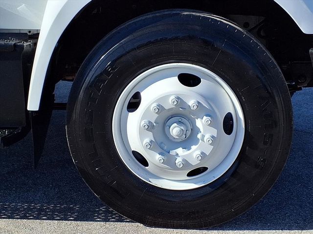 2018 Ford F-650 SD 16' Box Truck w/Liftgate - 22971151 - 38