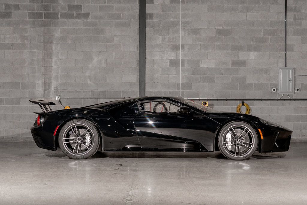 2018 Ford GT photo 2