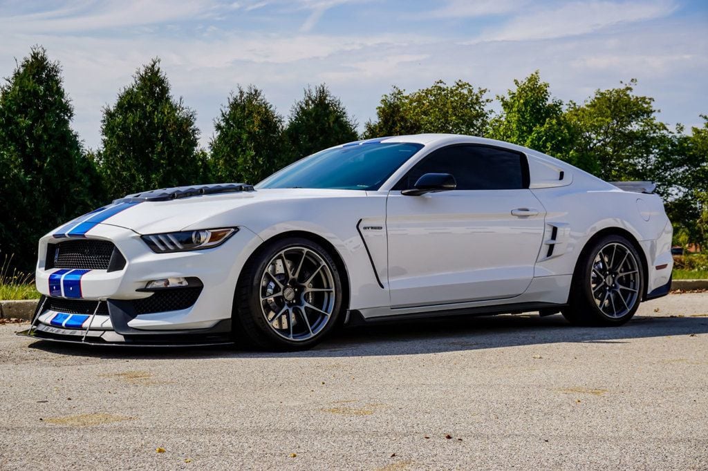 2018 Ford Mustang Shelby GT350 photo 3
