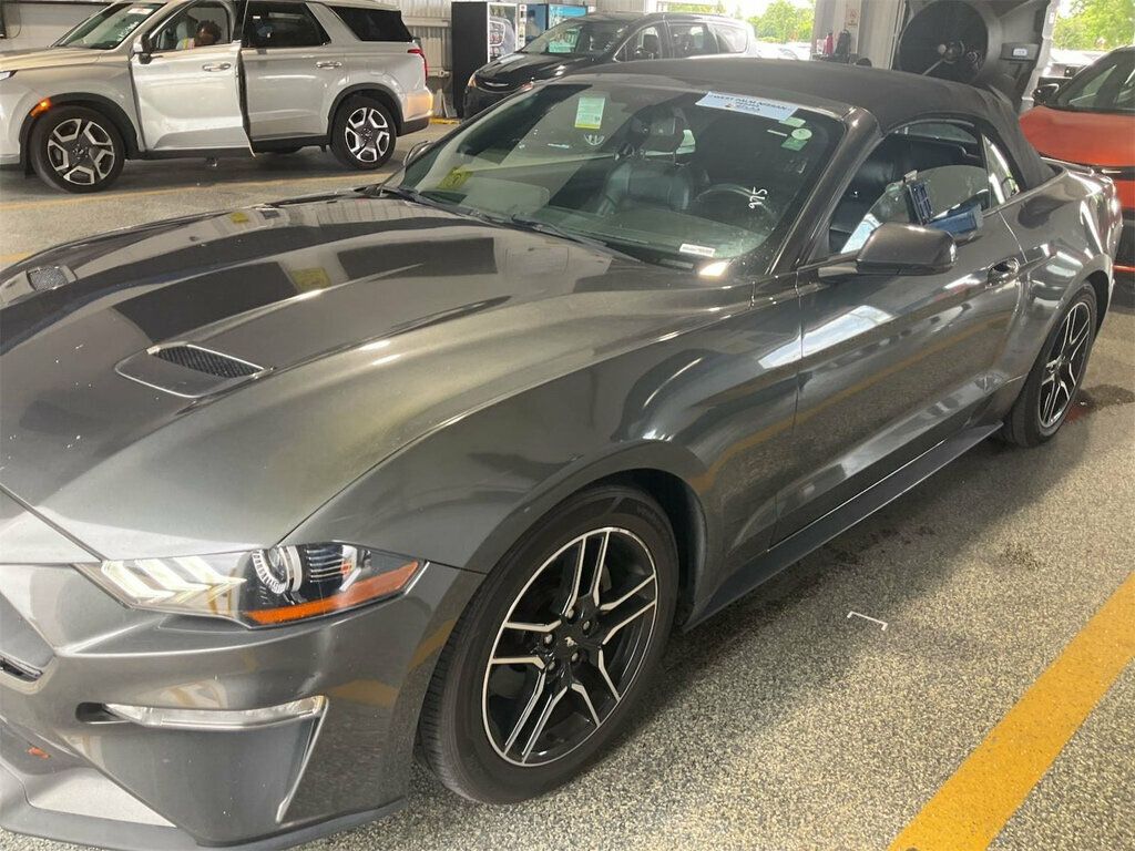 2018 Ford Mustang EcoBoost Convertible - 23030720 | Video 1