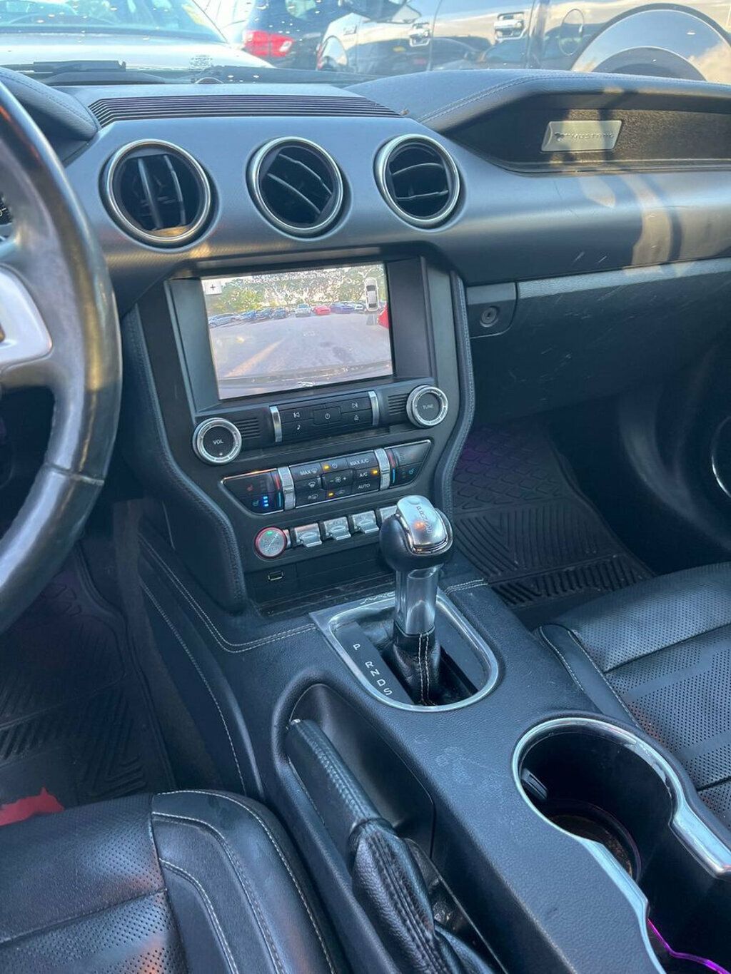 2018 Ford Mustang EcoBoost Convertible - 23030720 - 4
