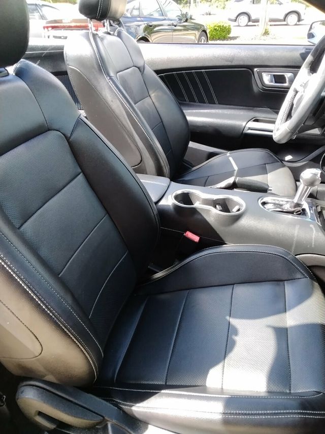 2018 Ford Mustang EcoBoost Convertible - 23027020 - 10