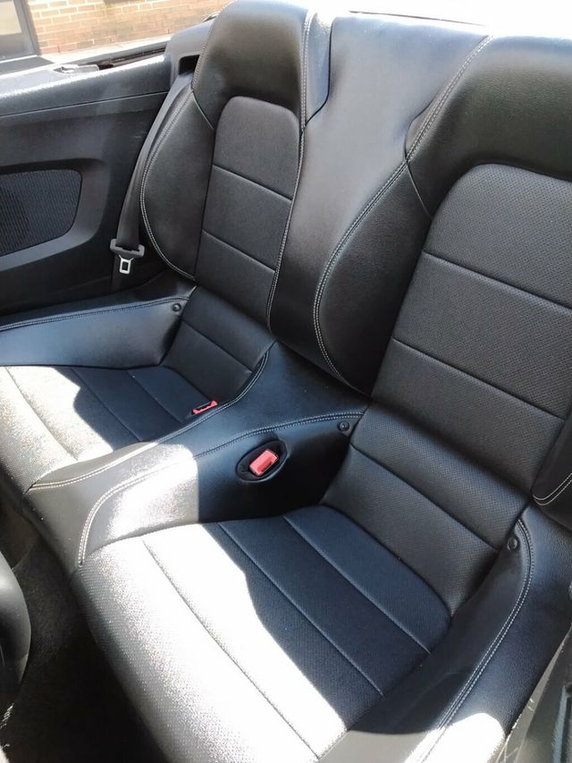 2018 Ford Mustang EcoBoost Convertible - 23027020 - 8